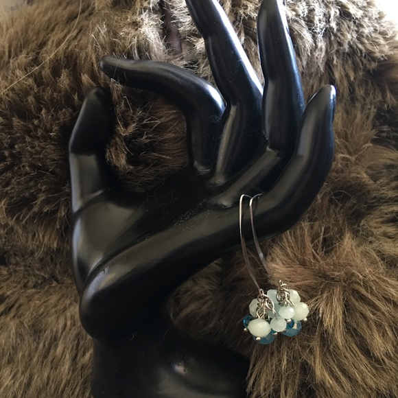 V Shape silver tone dangle bead hoop earrings - Picture 2 of 5